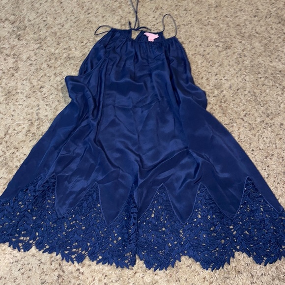 Lilly Pulitzer Tops - Lilly Pulitzer silky top navy blue strappy sexy classy elegant lace NYE party XL
